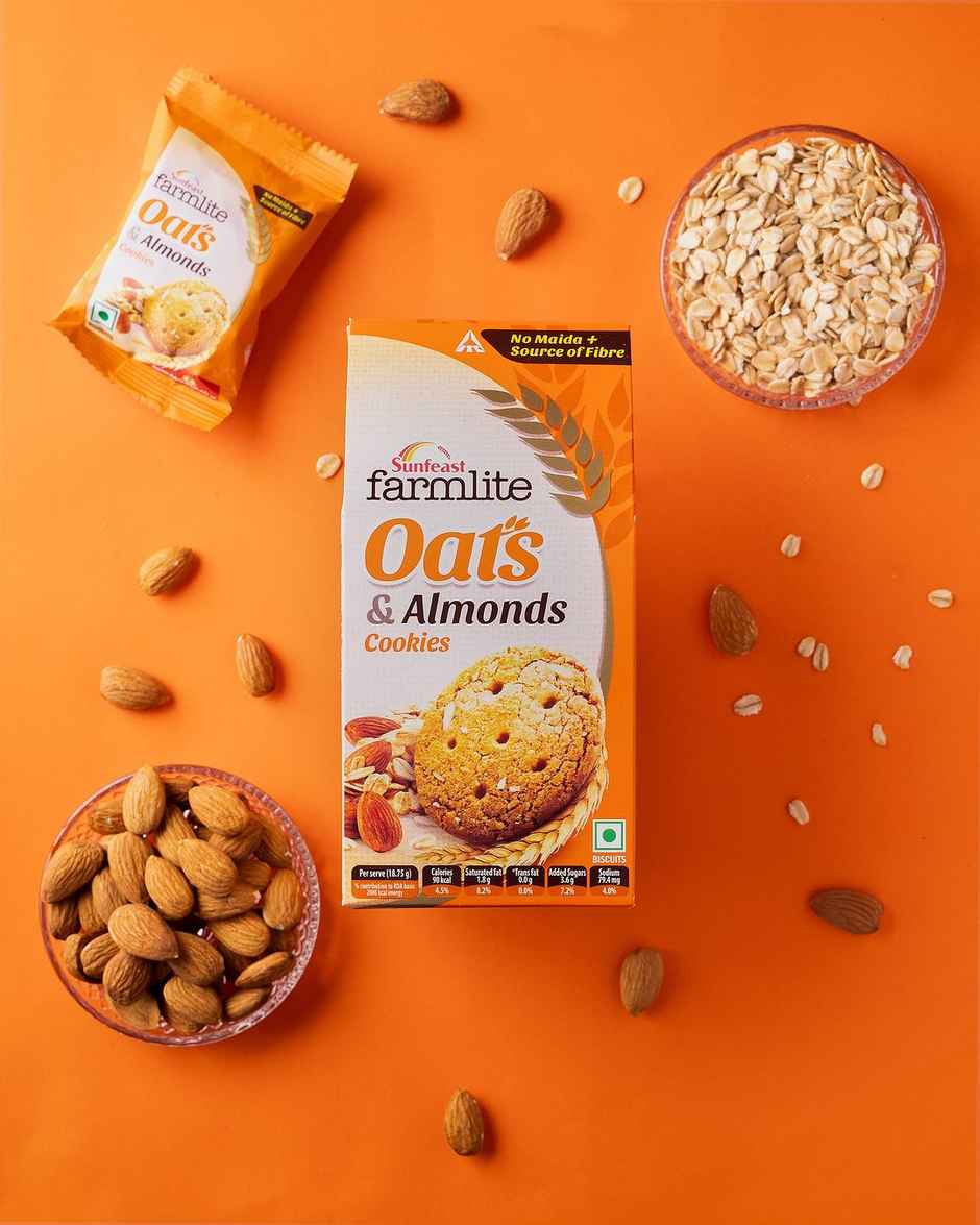 Sunfeast Farmlite Oats & Almonds Cookies