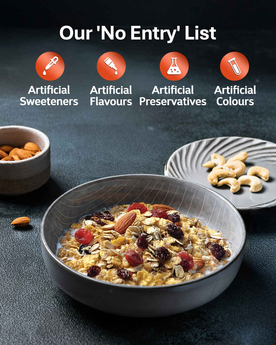 True Elements Crunchy Nut & Berry Muesli With Almonds & Cranberries - Crunchy Muesli Nuts Delight