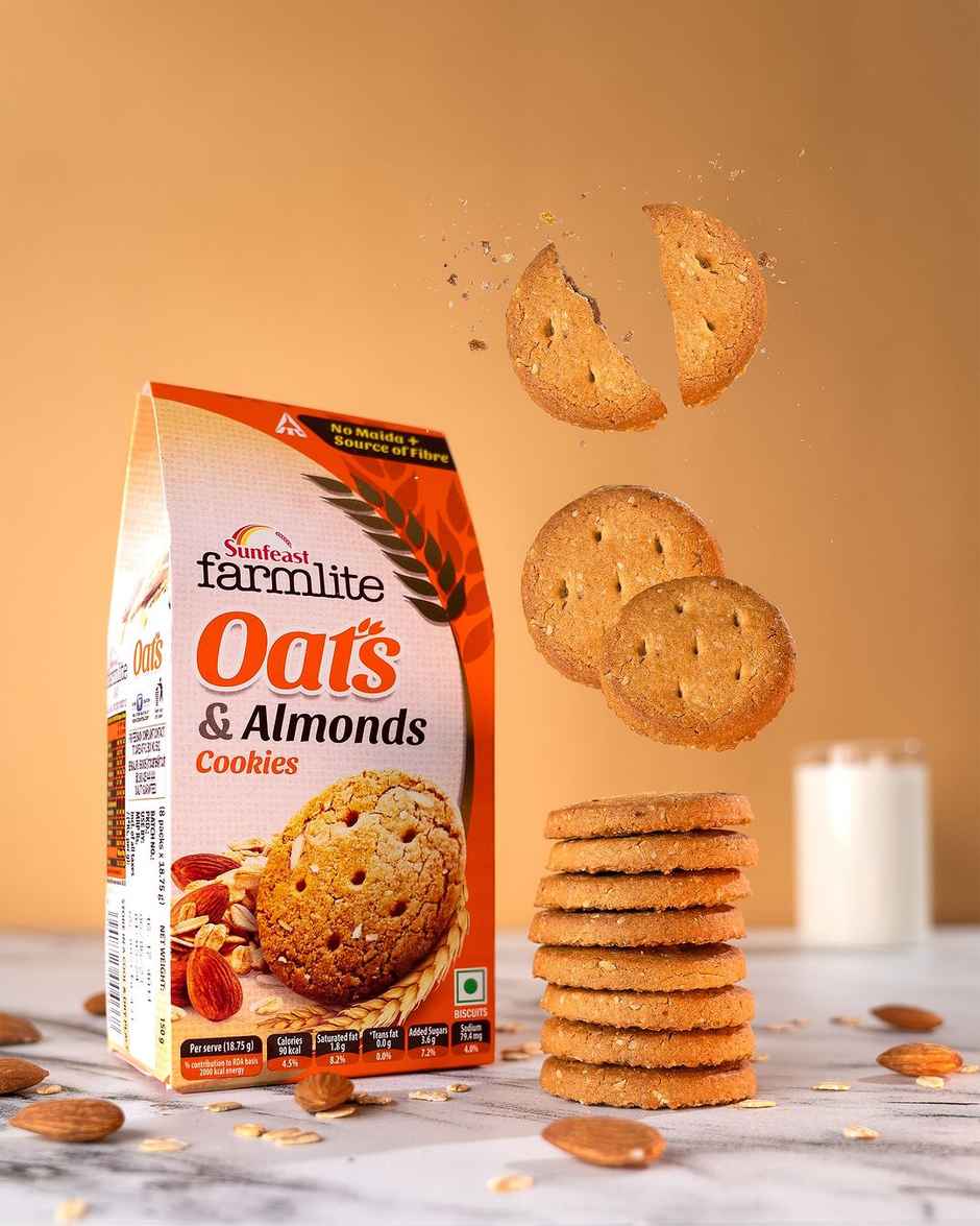 Sunfeast Farmlite Oats & Almonds Cookies