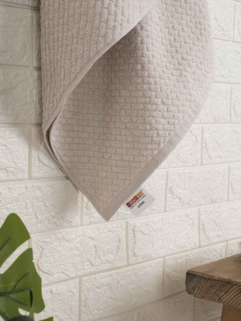 Spaces Pure Cotton High Absorbent Light Grey Bath Towel | 448 GSM | For Men And Women