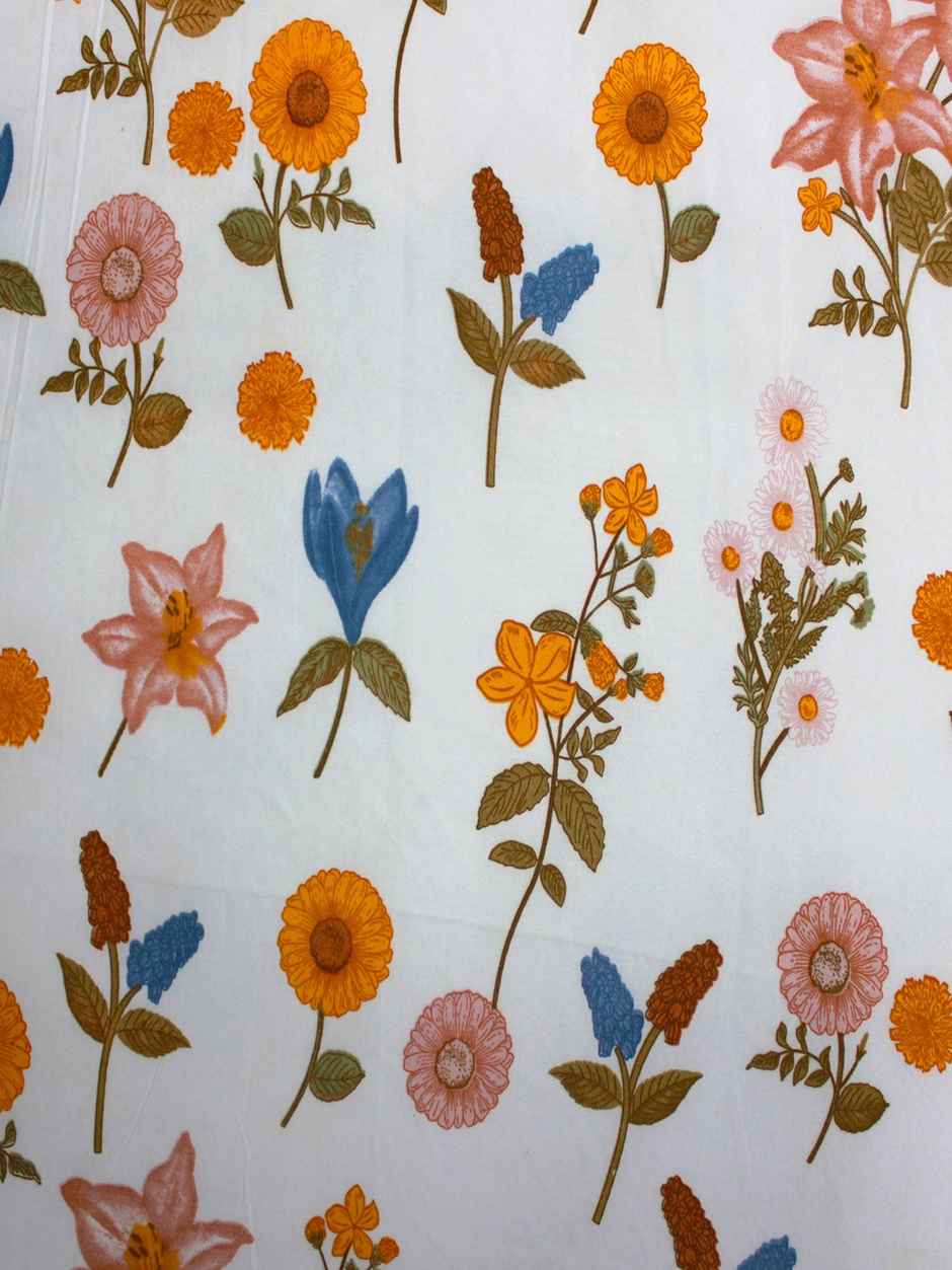 Bombay Dyeing Vista 144 Tc Queen Size Bedsheet With 2 Pillow Covers - Yellow (1pc) & Igp Interflora Jasmine Tuberose Handpoured Candle (1pc) Combo