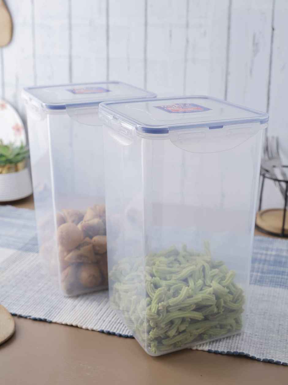 LocknLock HPL822R Classics Square Plastic Airtight Food Storage Containers | Transparent - 4 L