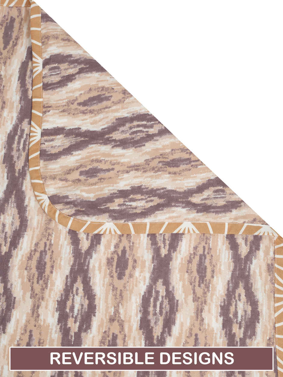 STATUS Micro Dohar Double Bed | Tie and Die Maroon - 200 x 220 cm