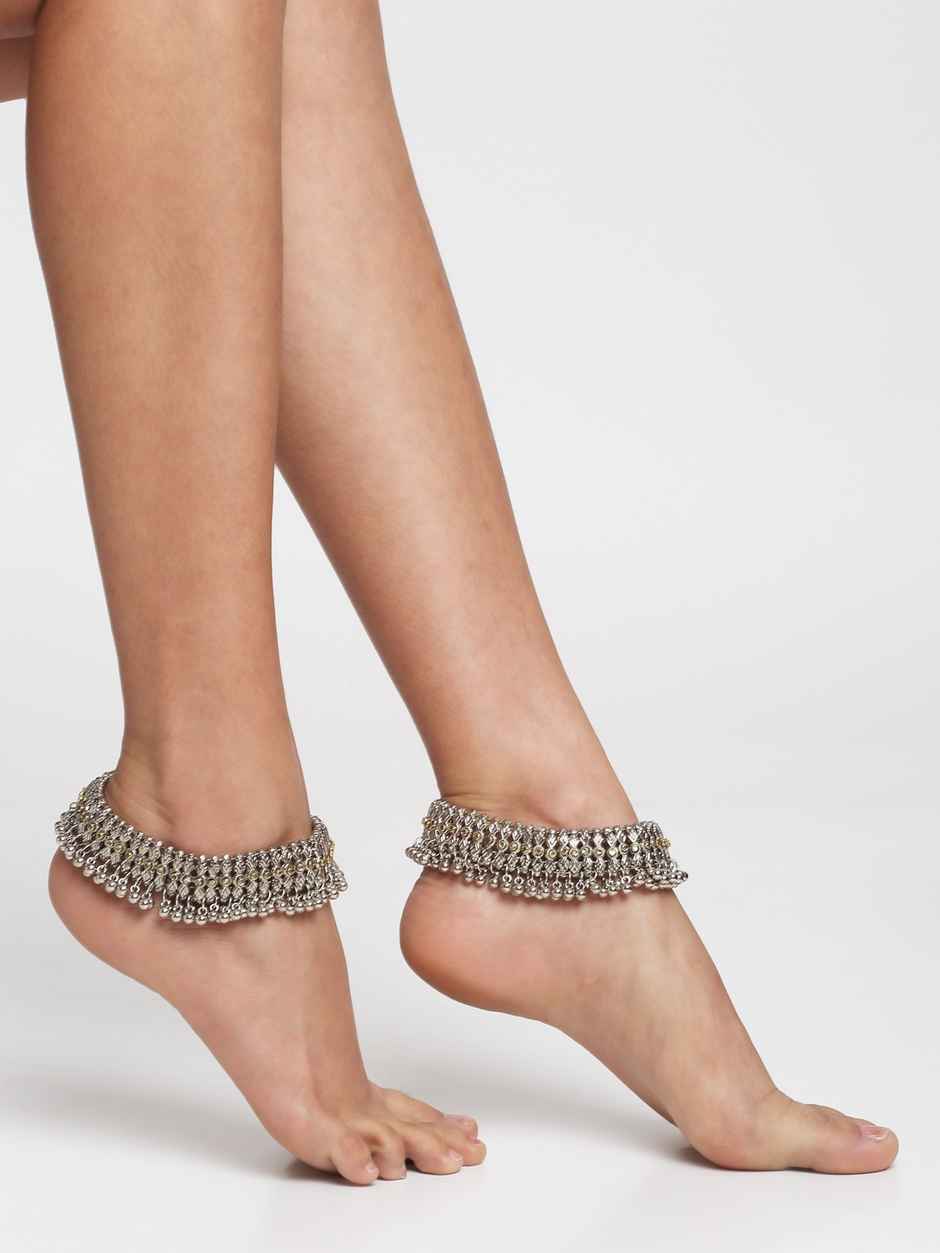 YouBella Jewellery Celebrity Inspired Adjustable Anklet/Payal for Women/Girls (YBANK - 60024)