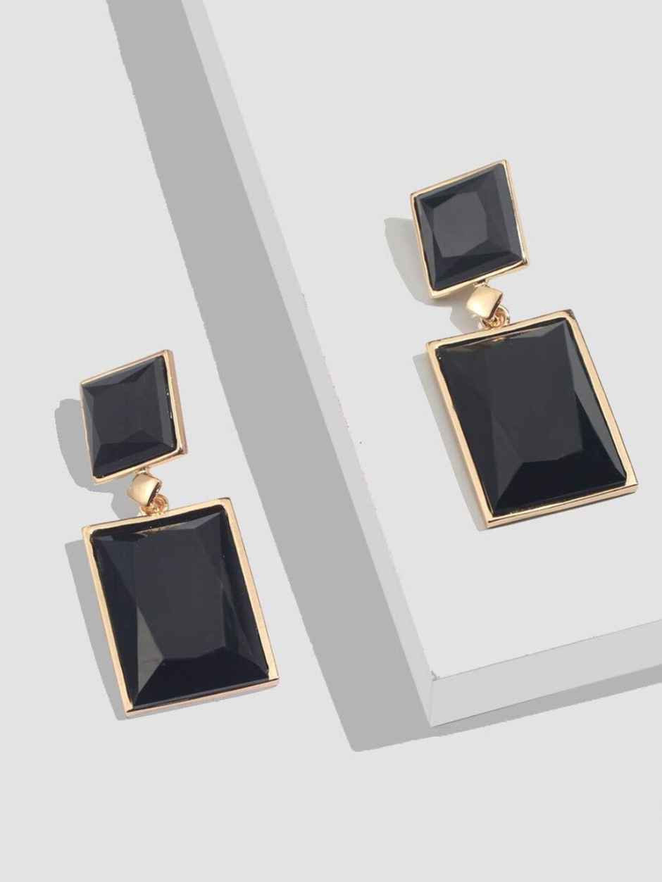 Youbella Jewellery Girls And Women'S Gold Plated Crystal Handmade Earrings (Black)(Ybear - 32842)