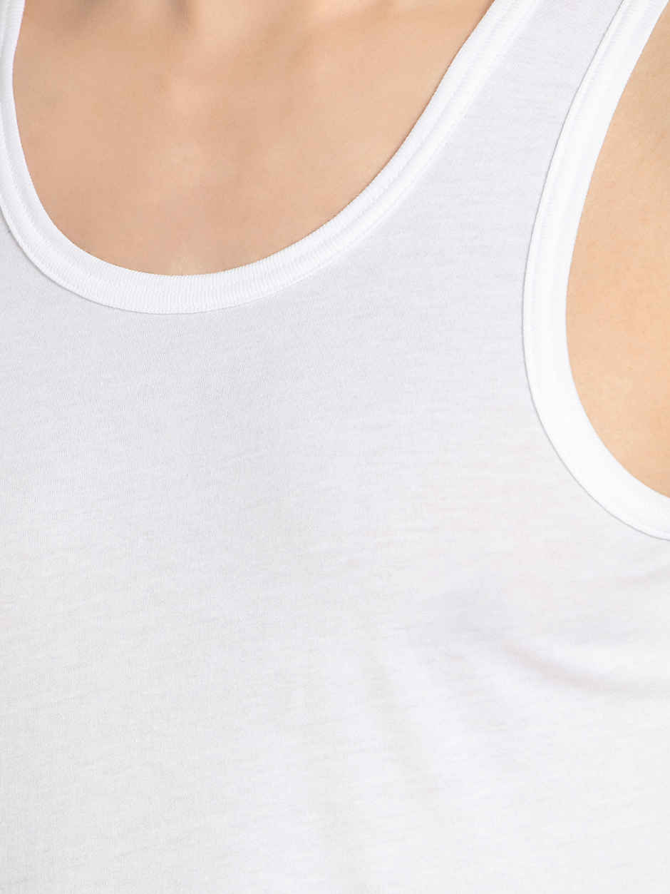 Jockey 8820 Men's Super Combed Cotton Round Neck Vest|Extended Length|Easy Tuck|PO2 | White-XL