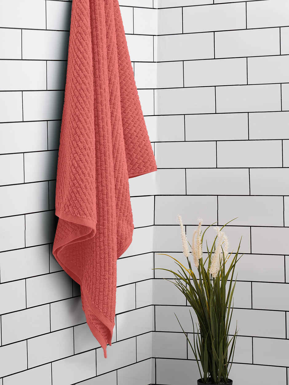 Spaces 100% Cotton High Absorbent Dark Orange Bath Towel For Men And Women