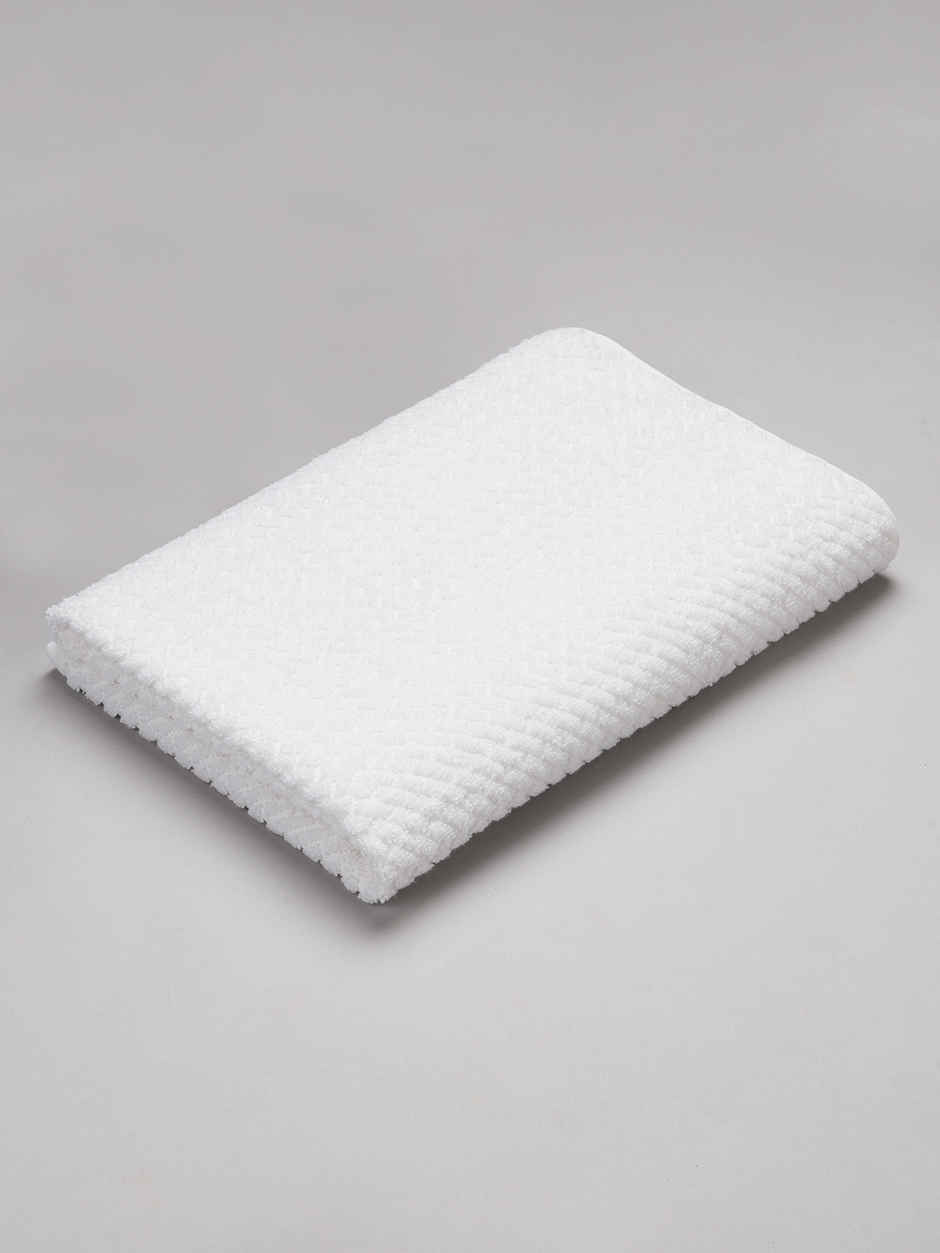 Spaces 100% Cotton High Absorbent White Bath Towel For Men And Women