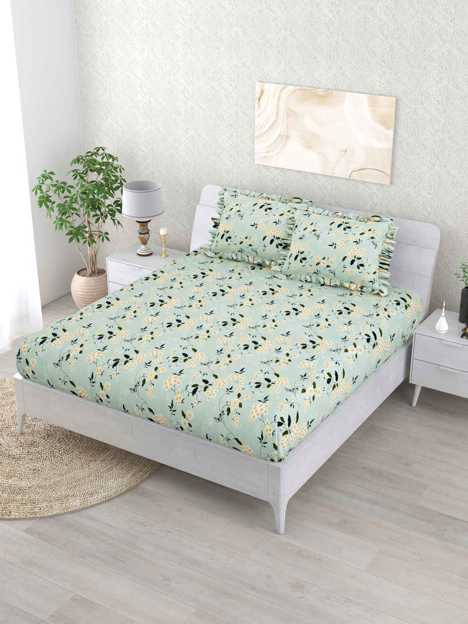 DREAM WEAVERZ Elastic Fitted Double Bedsheet | 2 Frill Pillow Covers | Polycotton | Light Green