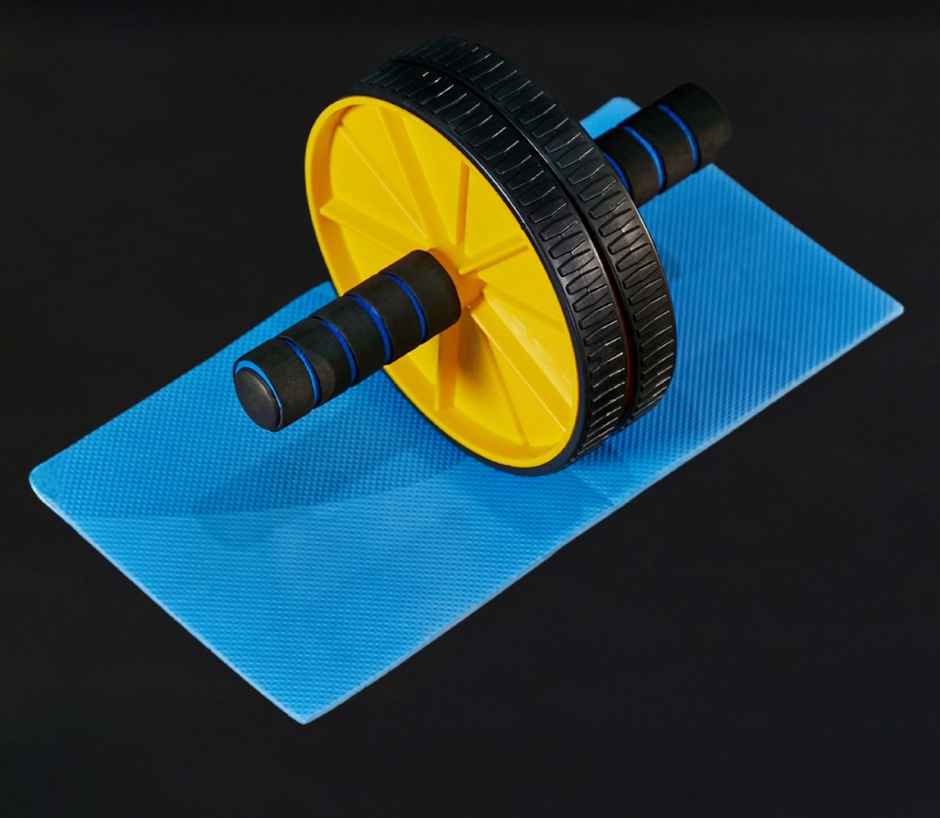 Cultfit Abs Roller with Knee Mat | Anti Skid
