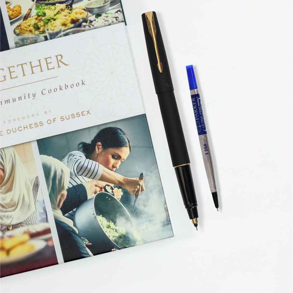 Parker Ultra Fine Navigator Rollerball Pen Refill | Blue Ink | Quick-Drying | Long-Lasting Refill