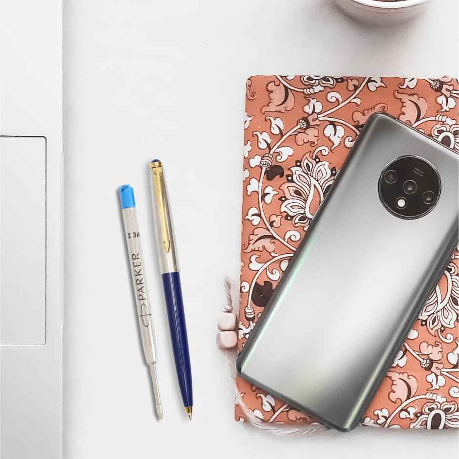 Parker Quink Flow Ballpoint Pen Fine Refill | Blue Ink | Quick-Drying | Smooth Flow | Long-Lasting