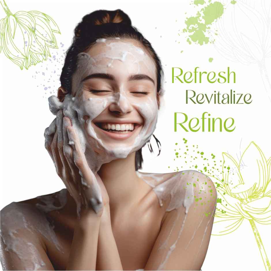 Nano White 2% Salicylic Acid, 1% Glycolic Acid & Green Tea Face Wash