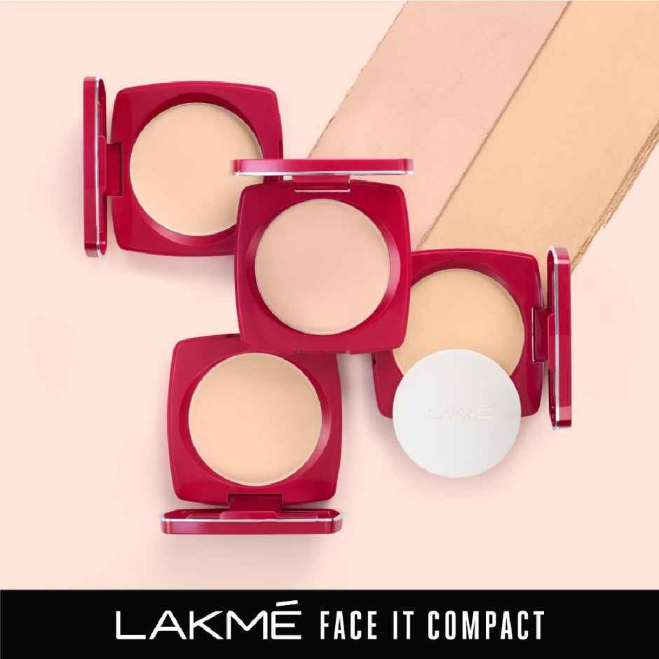 Lakme Forever Matte Compact, Smooth Finish, Lasts for 12 Hrs, Even Toned Look, Coral