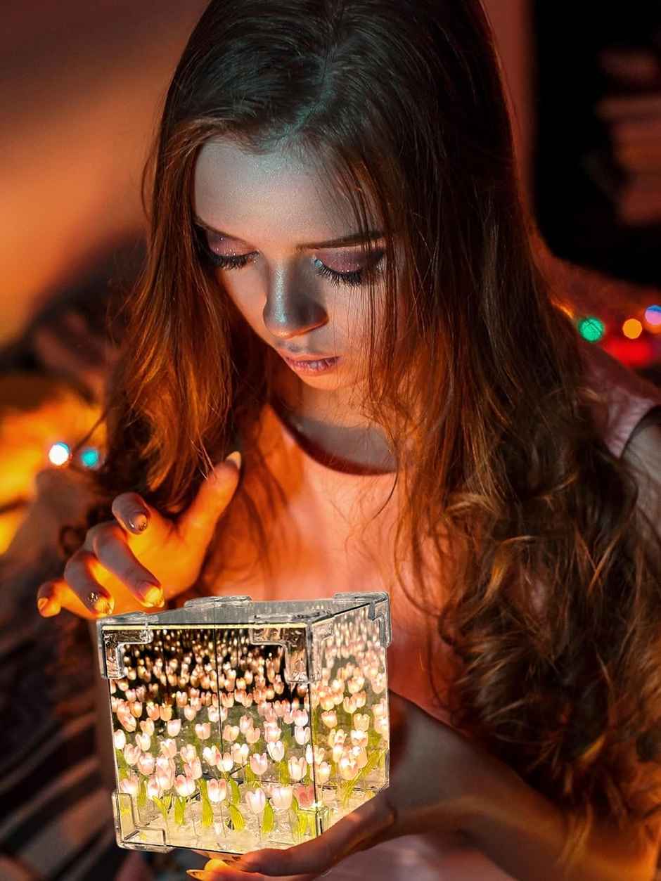 Hashwow Tulip Glow Cube Lamp LED Night Light for Bedroom, Living Room, Festivals | Battery-Powered