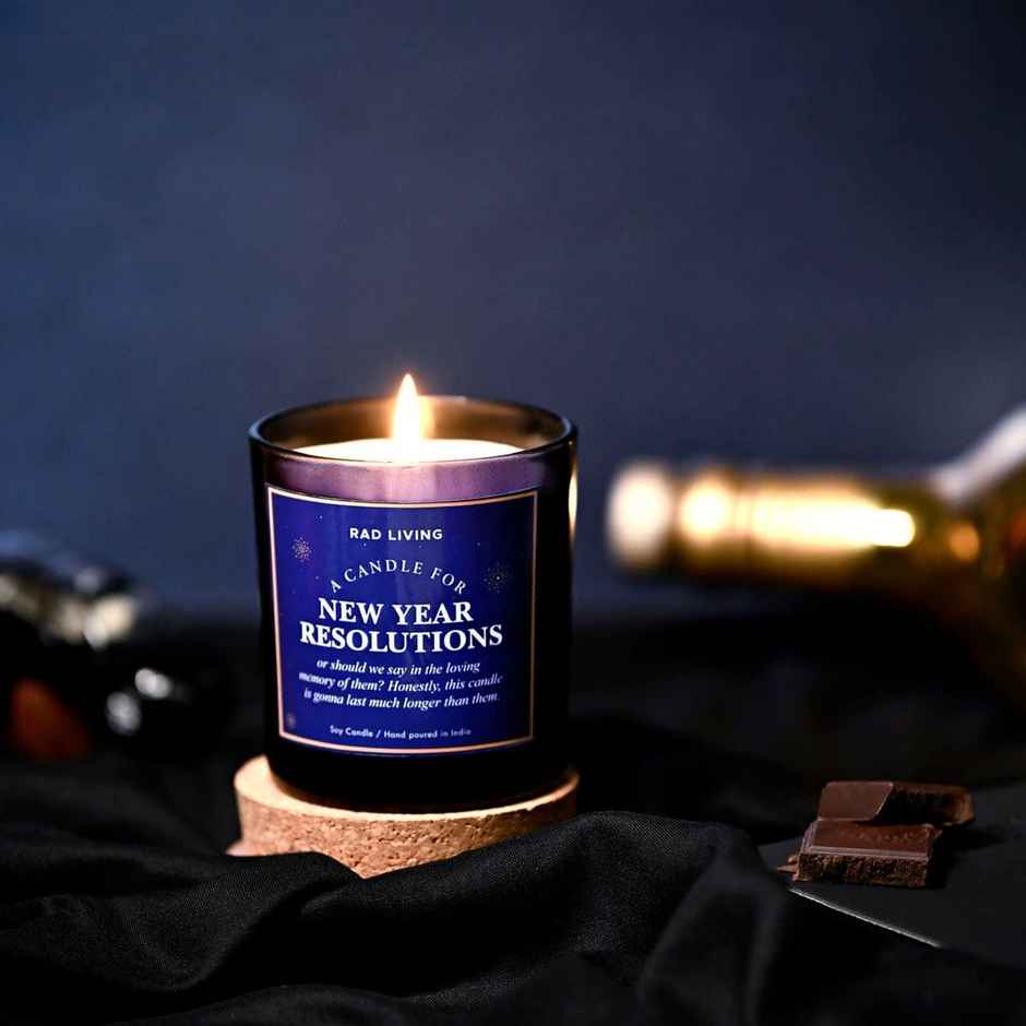 Rad Living New Year Resolutions | Hot Cocoa Scented Candle