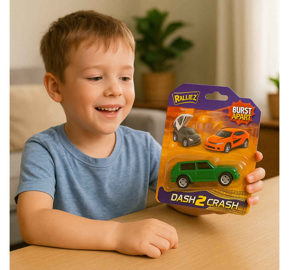 Hamleys RALLEYZ Dash 2 Crash Military Truck Toy for Kids | Green Die Cast Vehicle