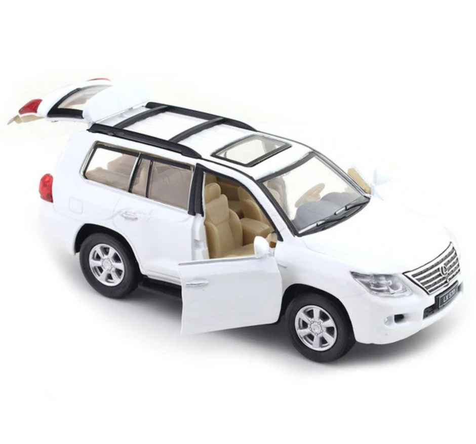 MSZ Licensed 1:32 Lexus LX570 White Die-cast Vehicle