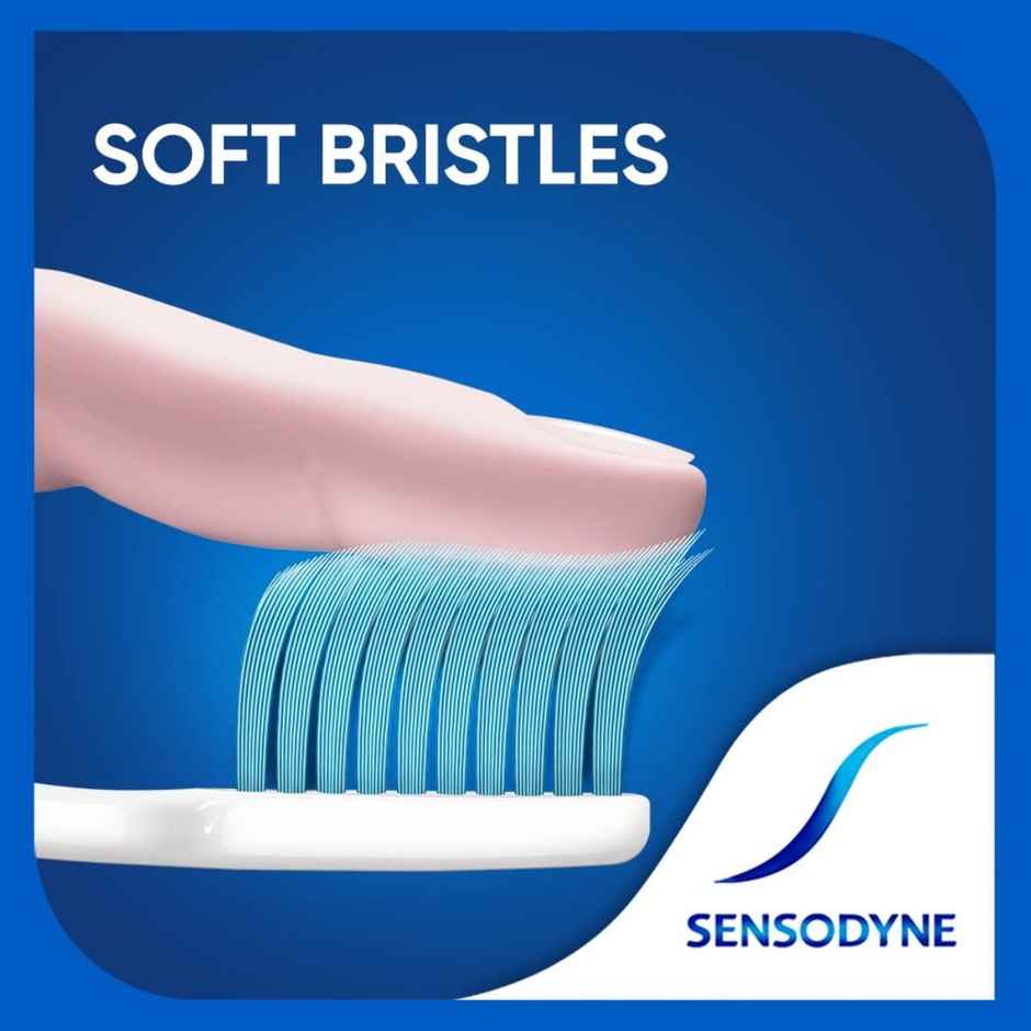 Sensodyne Freshgel Tube (150g) & Sensodyne Complete Protection+ Mouthwash (250ml) & Sensodyne Sensitive Toothbrush With Soft Round Bristles - Assorted (1pc) Combo