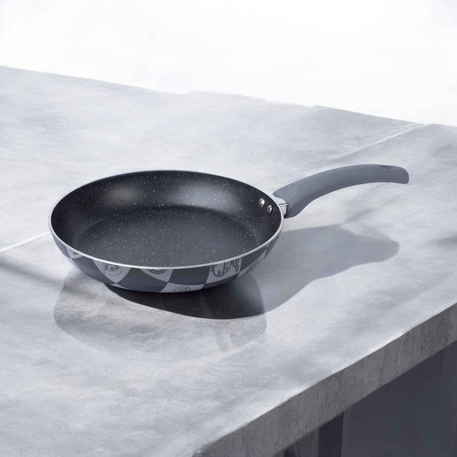 Bombay Kookware Kala Kruti Fry Pan - 24 cm (1.5 L)