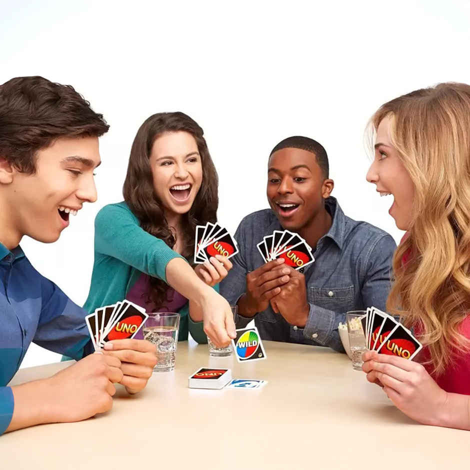 Mattel Games Uno Playing Card Game | Fun & Interactive
