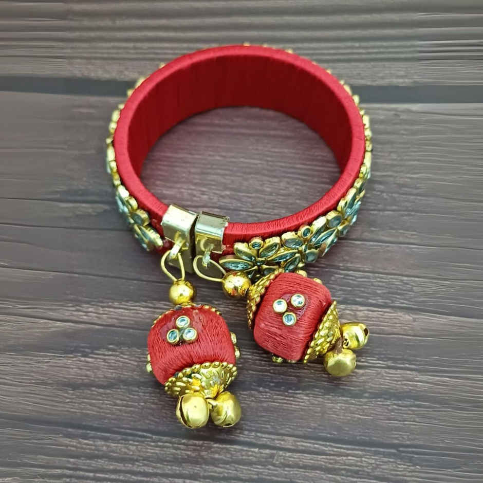 Gold Embellishments and Kundan Work Bangle | Gullak