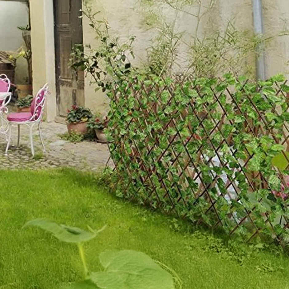 Go Hooked Artificial Expanding Wood Fence Trellis | 60 x 20 Inch