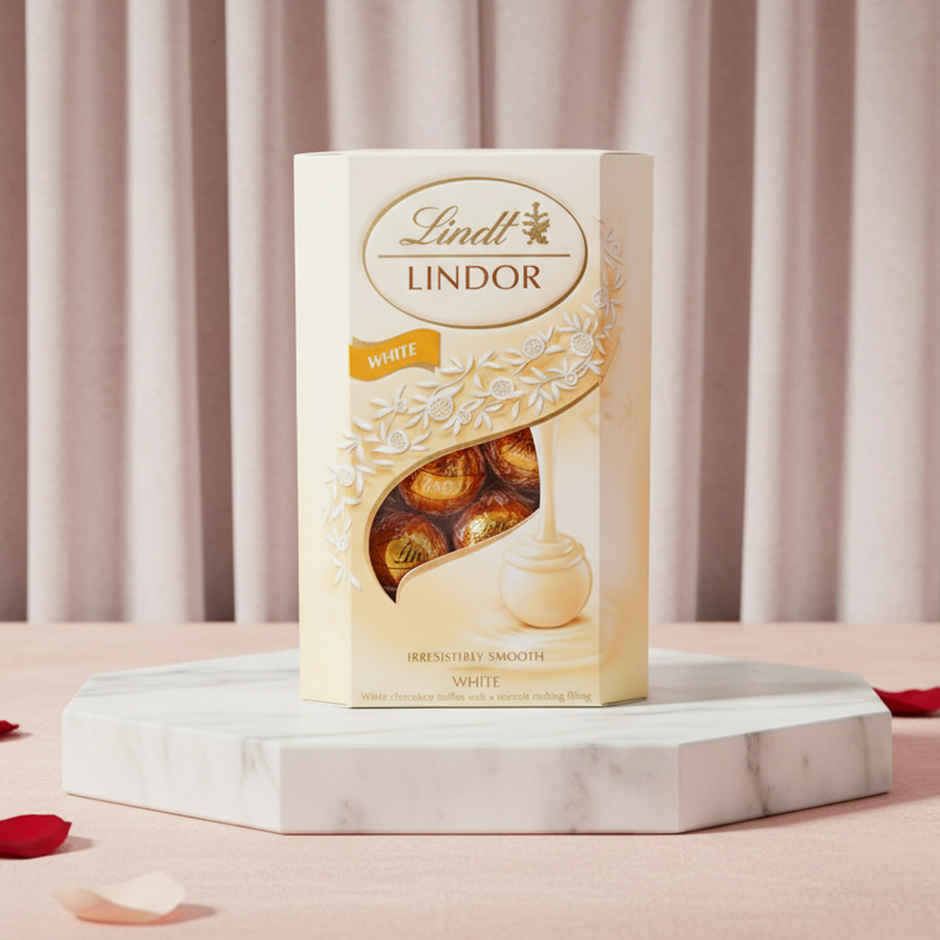 Lindt Smooth Melting Chocolate Cornet White