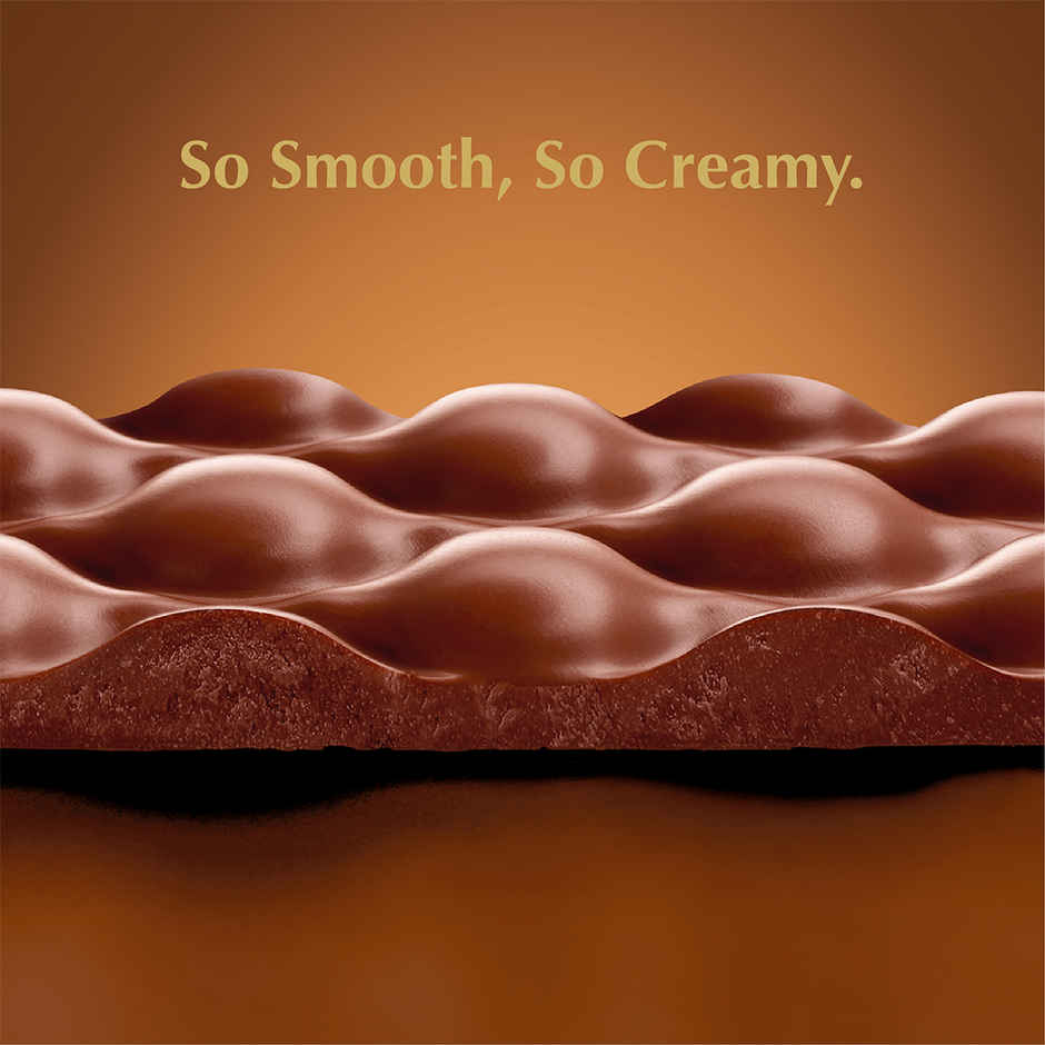 Lindt Extra Creamy Milk Tablet