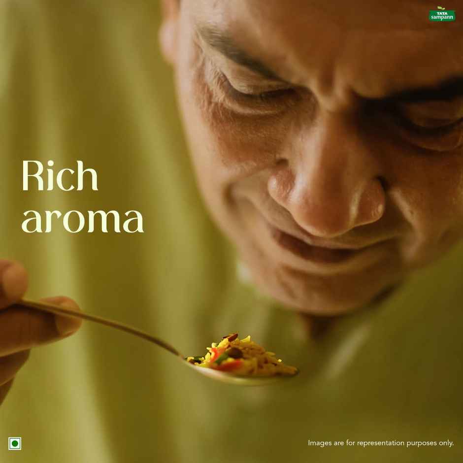 Tata Sampann Cardamom Whole, Sweet Aroma & Rich Flavour