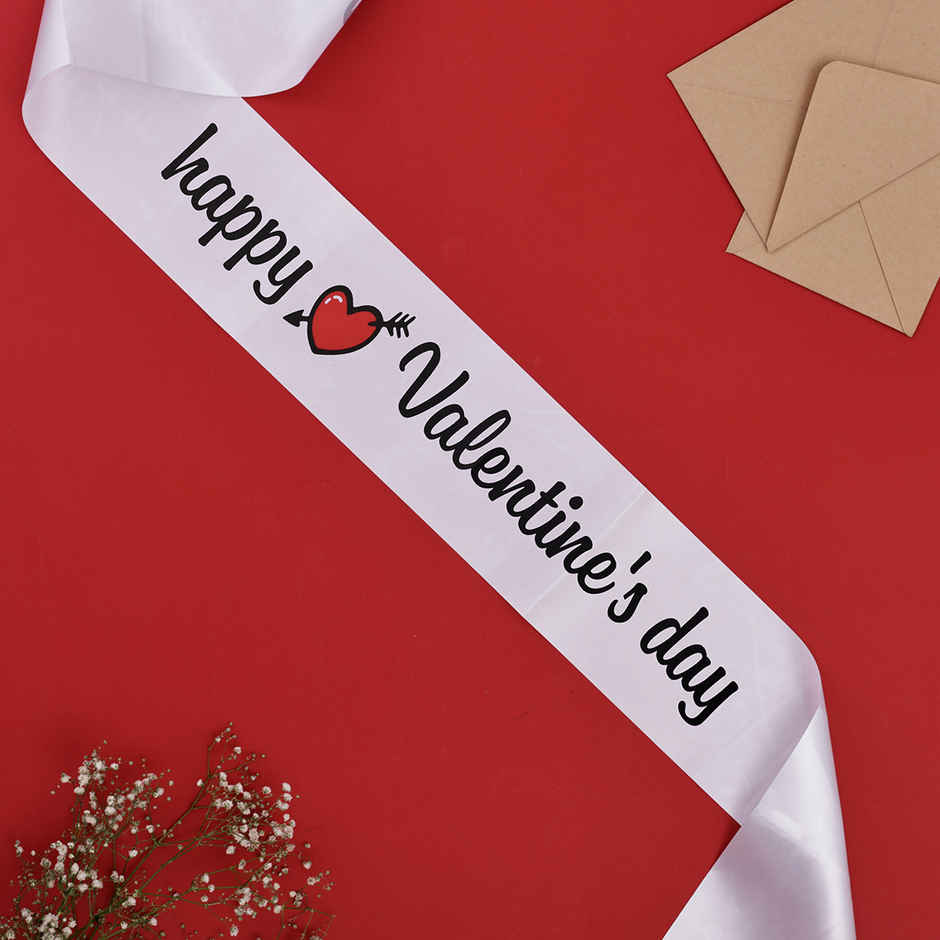 Oye Happy Vanlentine sash
