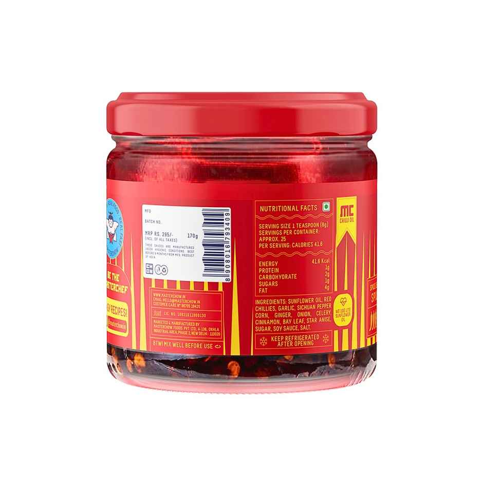Masterchow Hakka Noodles (300g) & Masterchow Spicy Sichuan Chilli Oil (170g) Combo