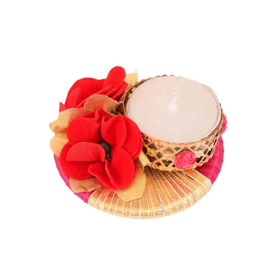 Multi Ribbon Floating Wax Candles 2.5 Hour Burn Time | White | Geometric | Walton