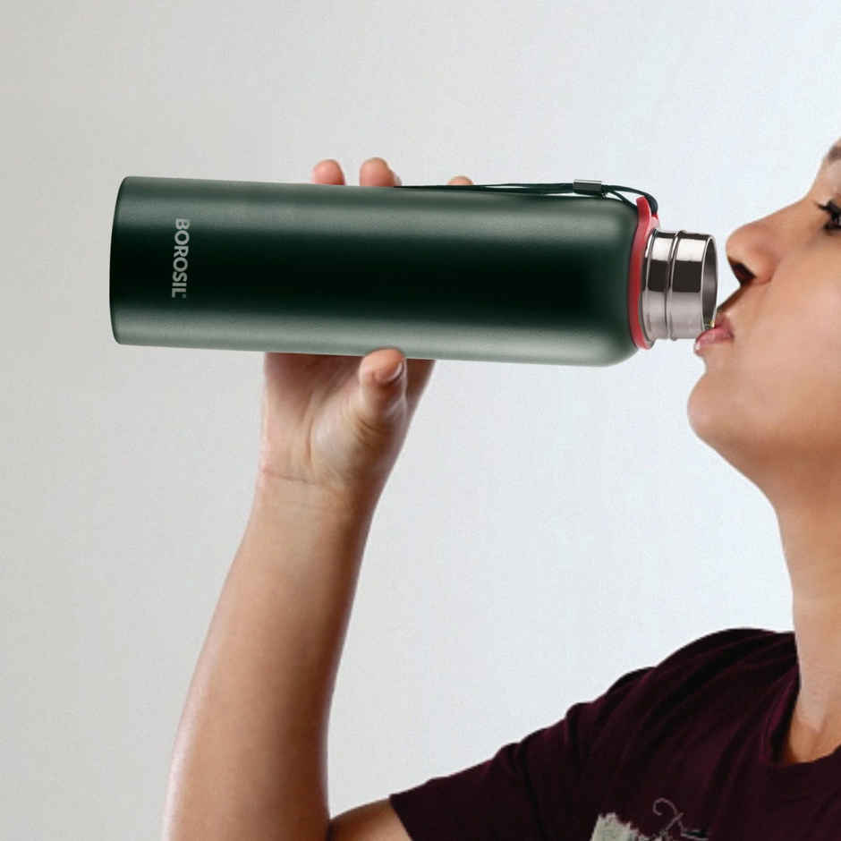 Borosil Hydra Trek Water Bottle | Stainless Steel Double Wall Vacuum Flask | Green | 700 ml