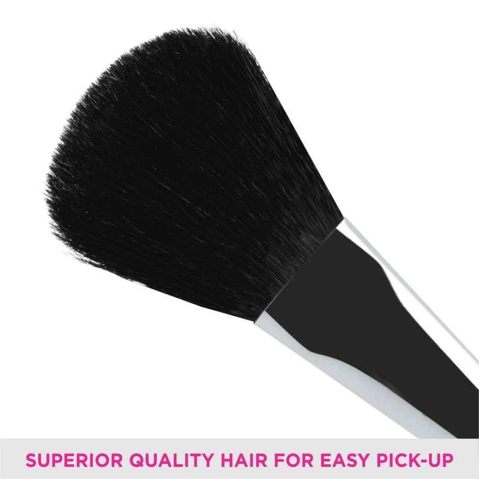 VEGA Blush Brush For Blending Of The Blush Powder | Suitable For Powder | Cream & Liquid | (Pb-13)
