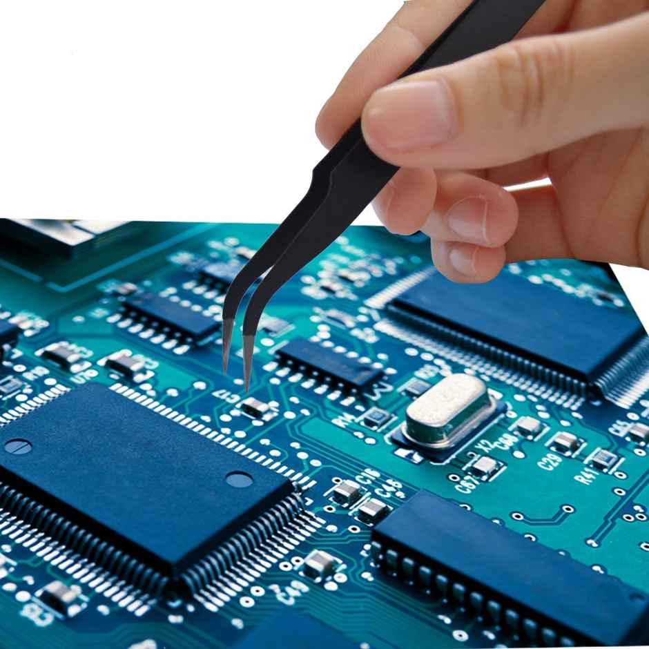 Themisto - Built With Passion 5 In 1 Satinless Steel Tweezer Set (Stainless Steel)