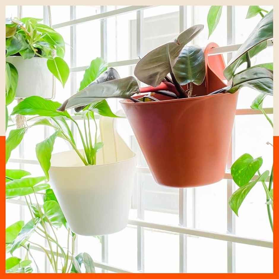 Bathla Hanging Oval Planters Pots for Home - Set of 3 - KAI | Drainage Notch