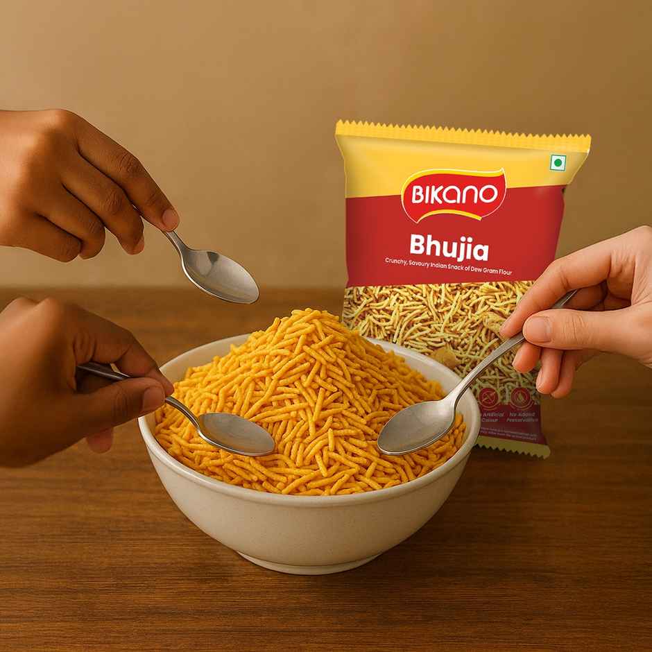 Bikano Bhujia Spicy & Crispy Namkeen | Made with Husked Dew Moth Bean Flour & Chickpea Flour