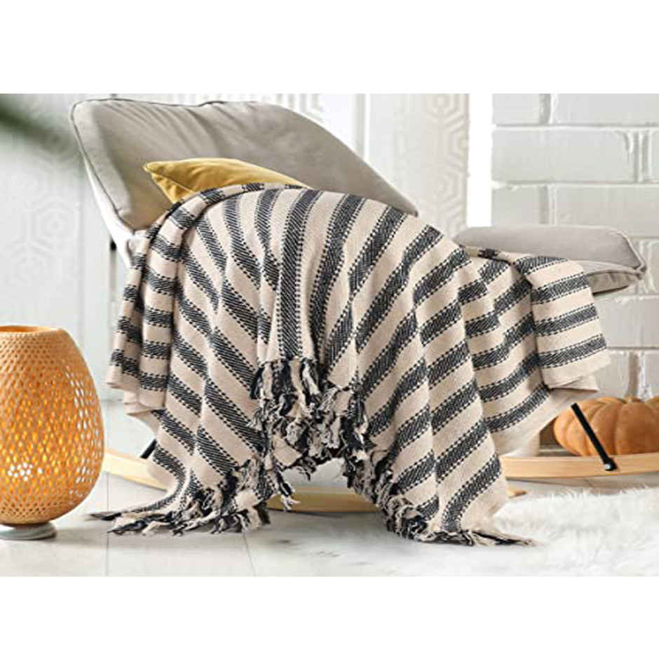 Sashaa World Striped Sofa Throw - Whitle & Black