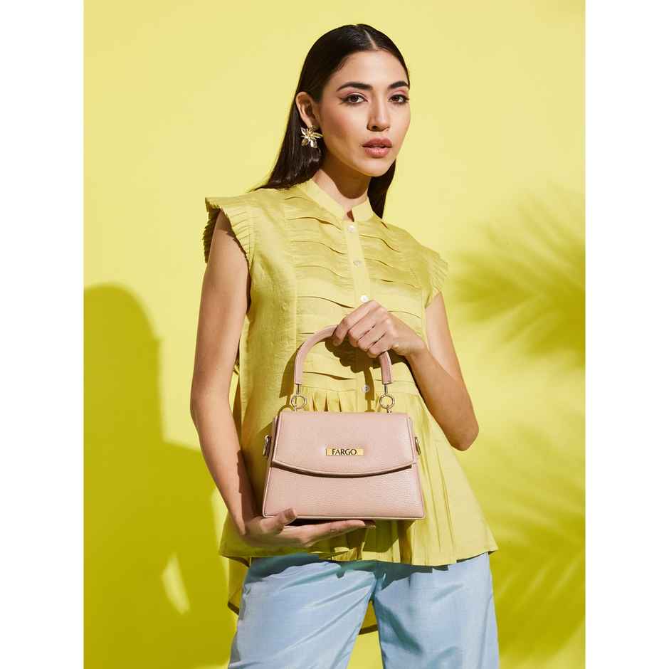 Fargo Women's Hand-held Bag | Pink