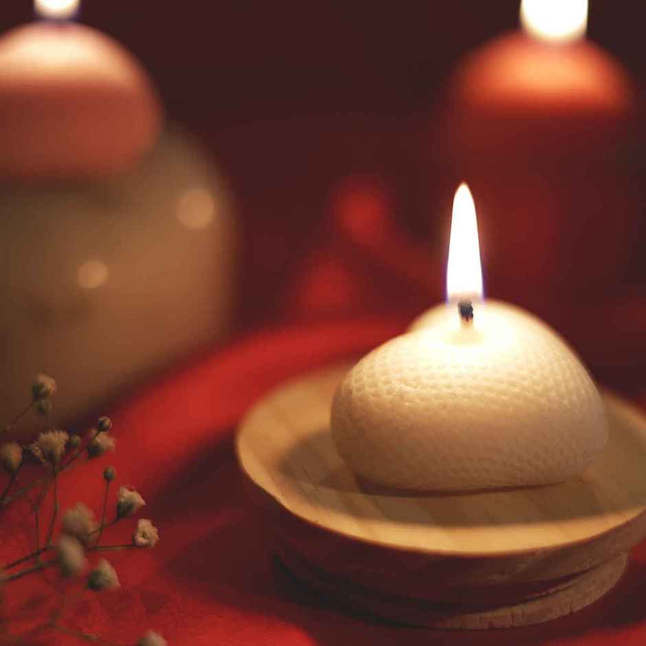 Heart Shaped Love Candle | Oye Happy