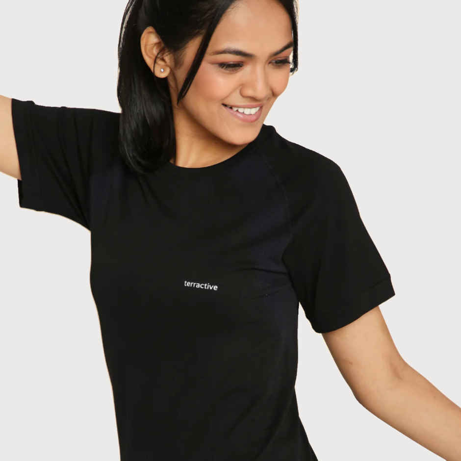 Terractive Women's Seamless Performance Tee | Black/Blue - L