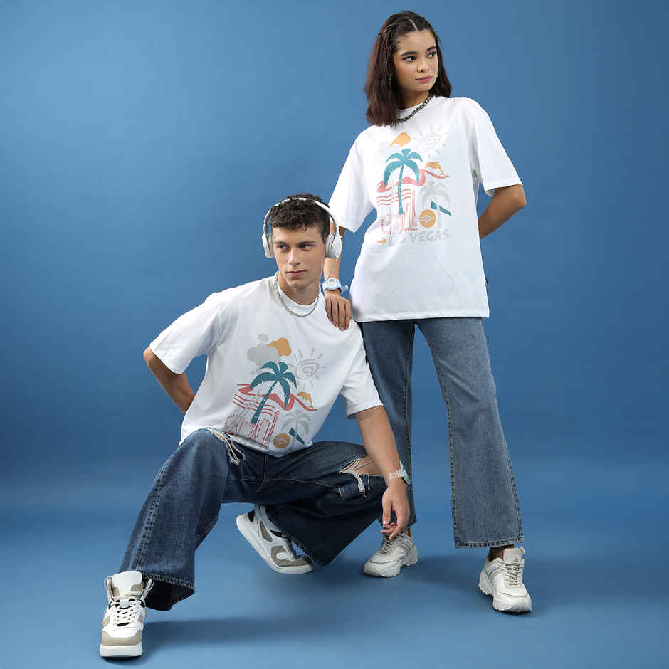 Highlander Unisex Graphic Printed Drop-Shoulder Sleeves Oversized T-Shirt | White - L