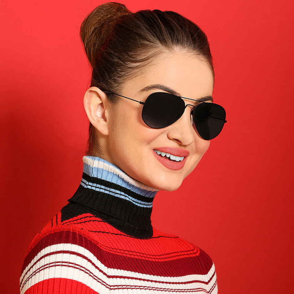 Vincent Chase By Lenskart Unisex Solid Metal Aviator Sunglasses | Black - M