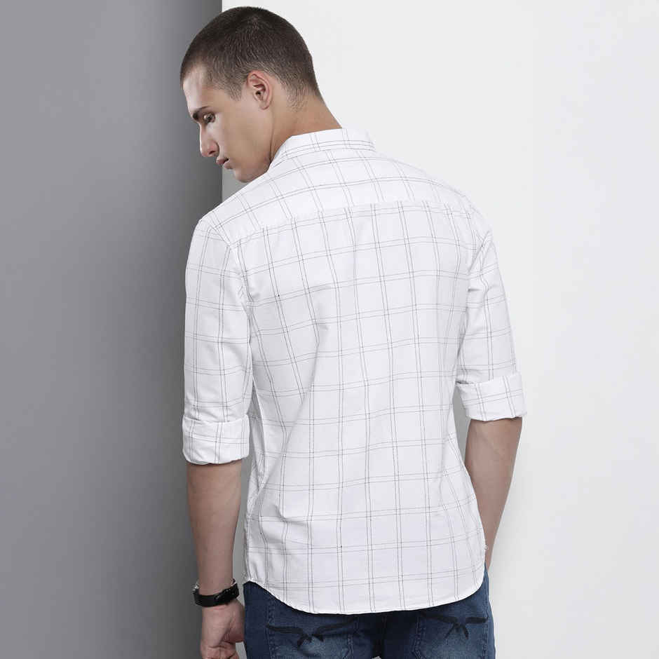 The Indian Garage Co Men's Regular Fit Checkered Casual Shirt | White - L
