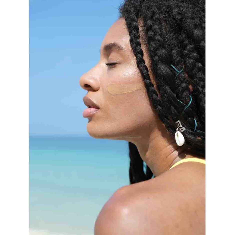 Fre Glow Me + Tinted Mineral SPF 30 (Medium Deep)