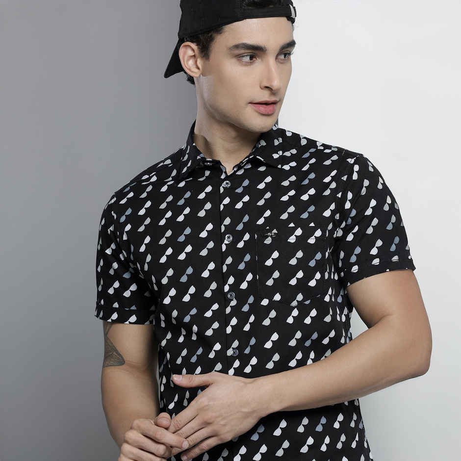 The Indian Garage Co Men's Slim Fit Conversational Print Resort Half Sleeve Shirt | Black - S