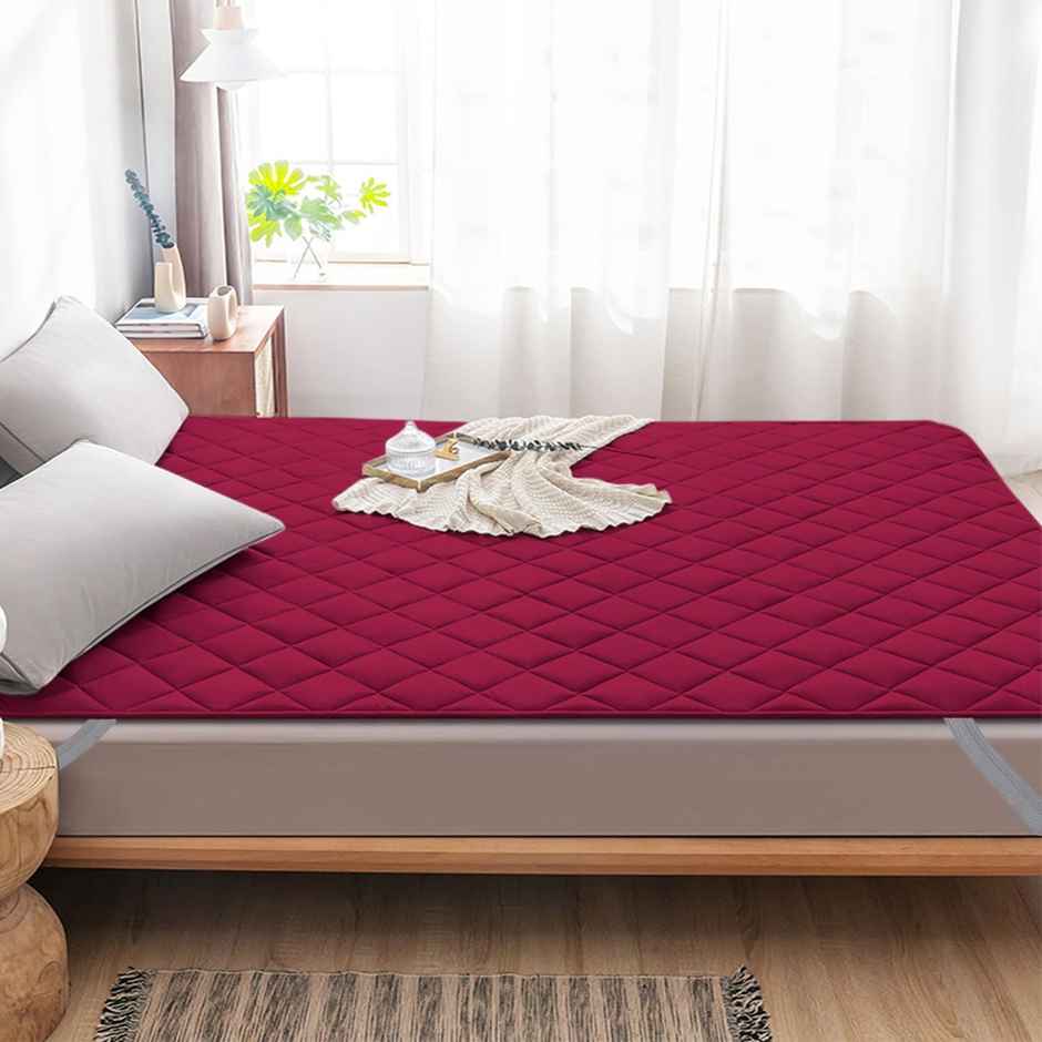 BAY6 Maroon Quilted Microfiber Cotton 350 GSM Mattress Protector For Queen Size Bed