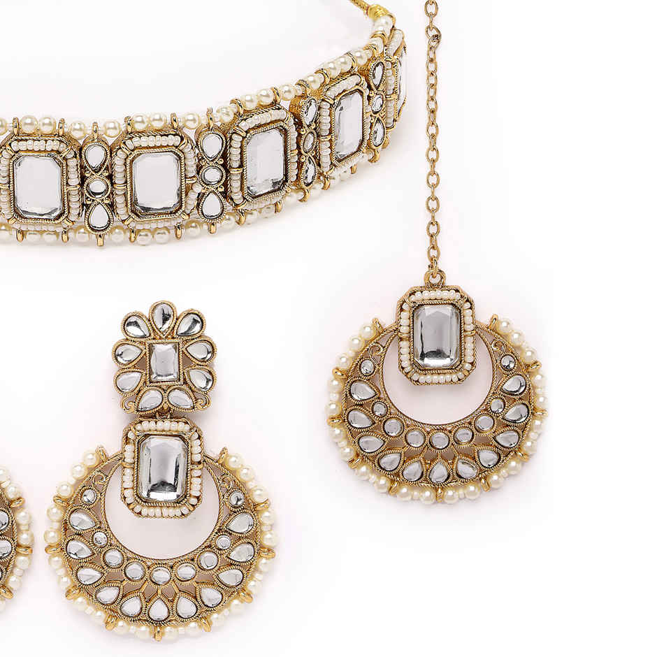 Sukkhi Terrific Gold Plated White Kundan & Beads Studded Collar Necklace Set