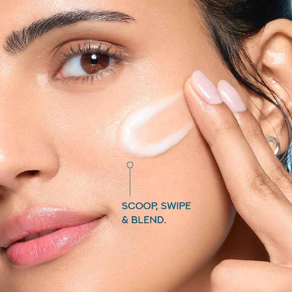 Pond's  Hydra Miracle Super Light Gel With Hyaluronic Acid & Vitamin C - 100G